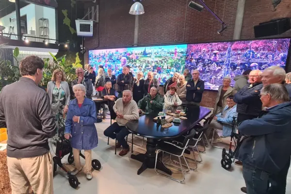 De ruimte van Experiment Art Bar op het terrein van FABRIEK59